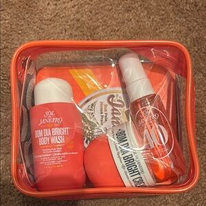 Brand new Sol de Janeiro jet set